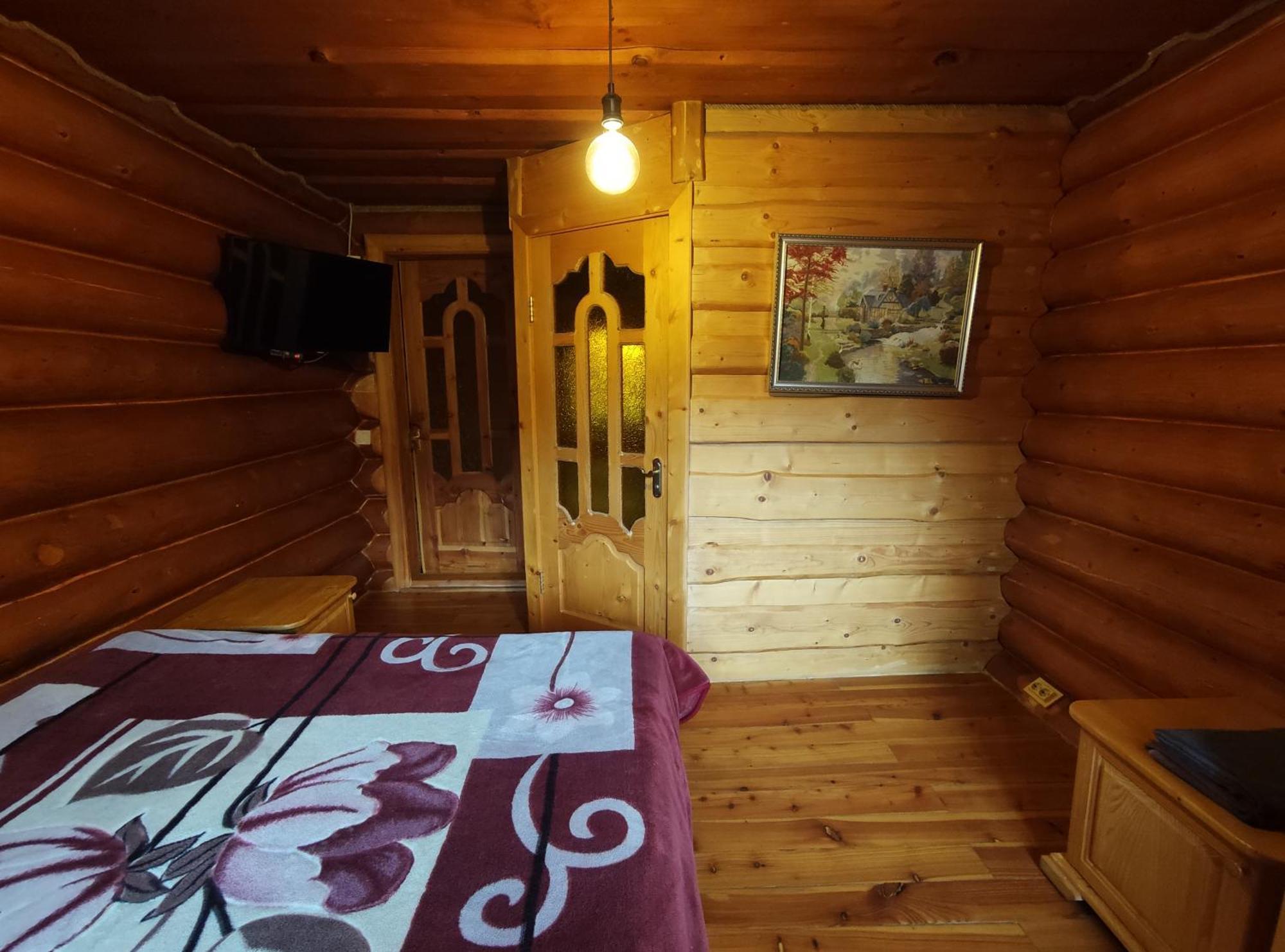Дерев'Яний Котедж "Казка" Yaremche Eksteriør billede